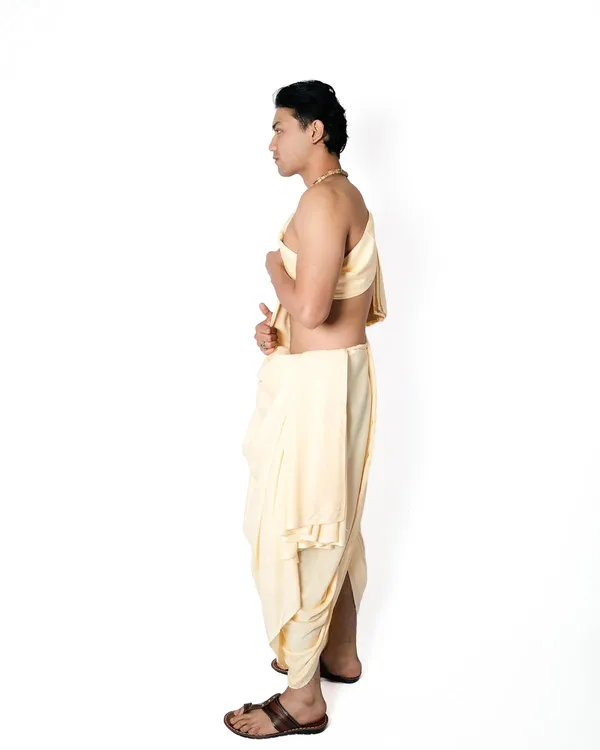 White_Pure_Cotton_Bagalpuri_Rayon_Dhoti_Dupatta_Set_Crafted_Without_Borders_Some_Set_Is_Dedicated_To_That_Very_Sentiment_Premanand_Maharaj_And_Iskon_Temple