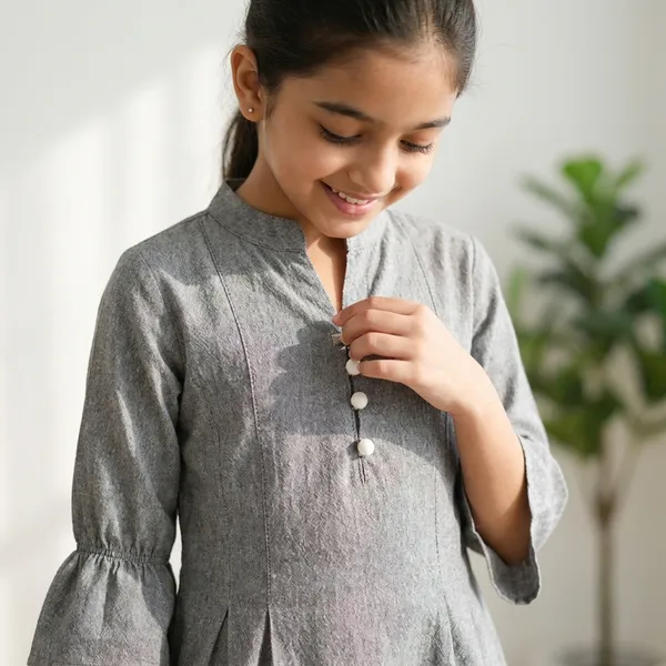 Kids_Girls_Stylish_Kurti_Top_Xl_Size_Only_Cotton_Blend_Casual_Wear_Top_For_Girls_Grey