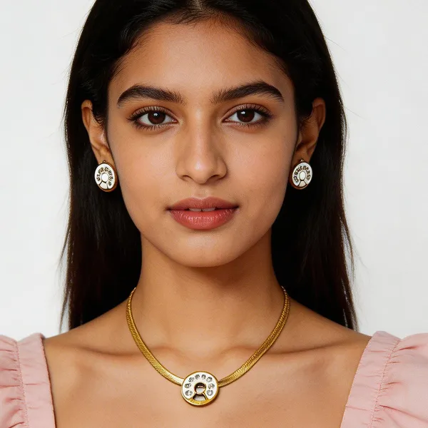Crystal_Halo_Gold_Jewellery_Set