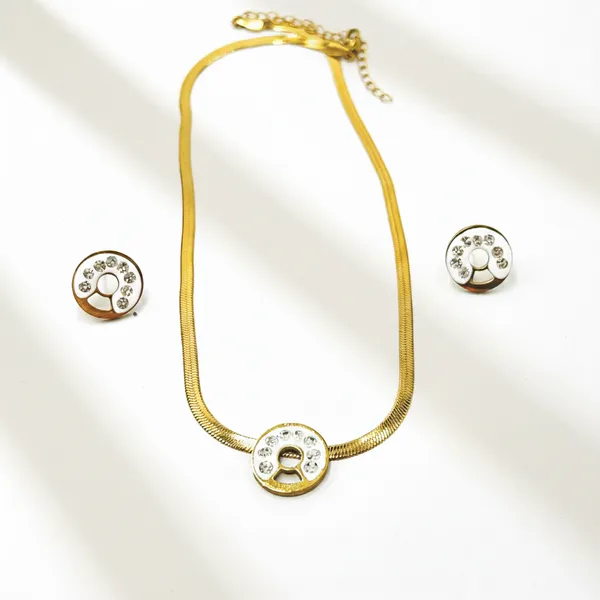 Crystal_Halo_Gold_Jewellery_Set