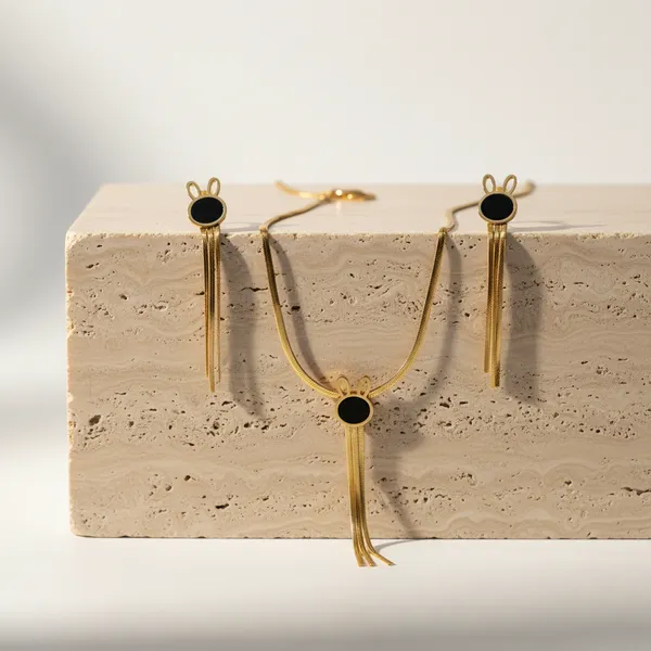 Black_Rabbit_Gold_Jewellery_Set