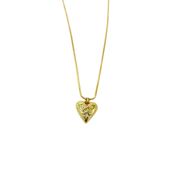 Elegant_Heart_Gold_Pendant