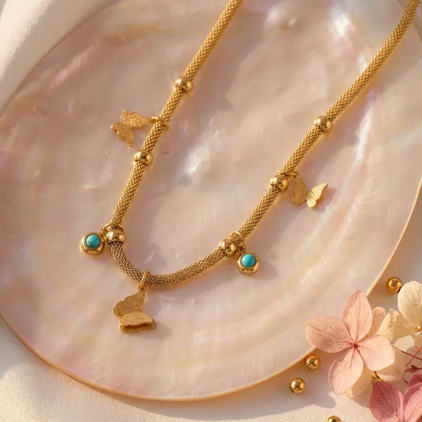Butterfly_Charm_Gold_Necklace