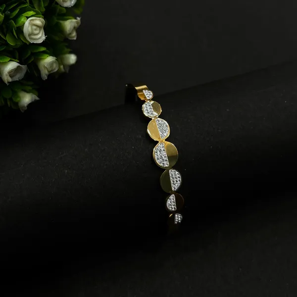 Crystal_Petal_Gold_Bracelet