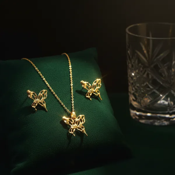 Golden_Butterfly_Necklace_Earrings_Set