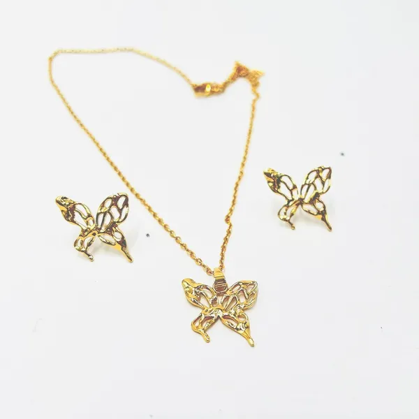 Golden_Butterfly_Necklace_Earrings_Set