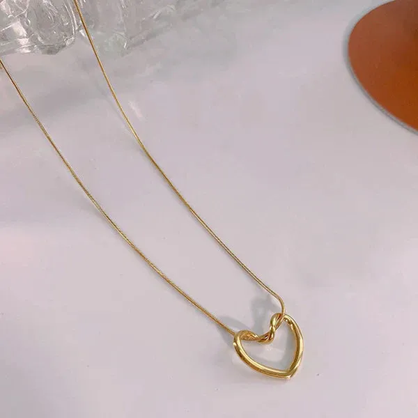 Gold_Plated_Anti_Tarnish_Heart_Themed_Pendant