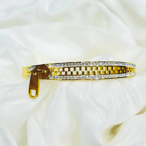 Golden_Zipper_Bracelet