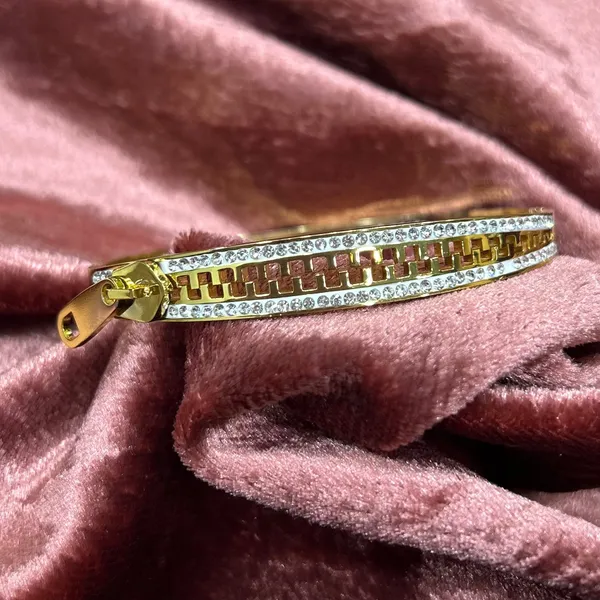 Golden_Zipper_Bracelet