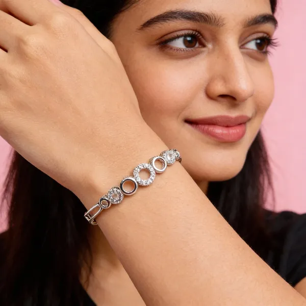 Crystal_Circle_Elegance_Bracelet