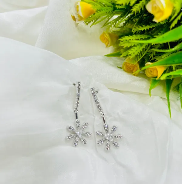 Crystal_Star_Earrings