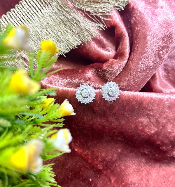 Eternal_Glow_Earrings