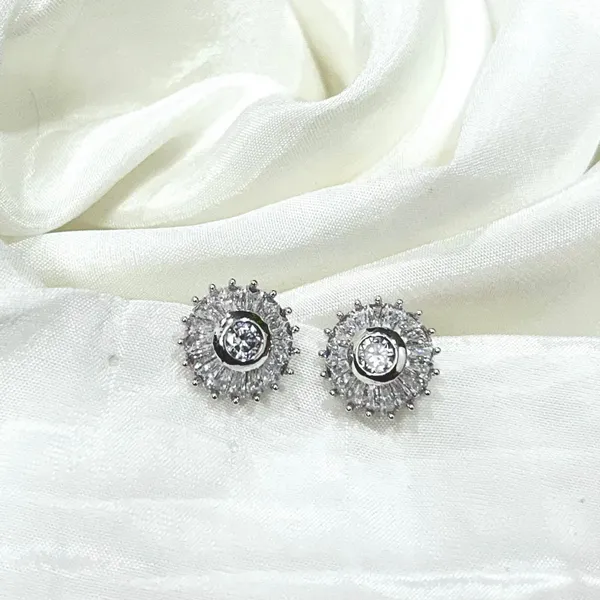 Eternal_Glow_Earrings