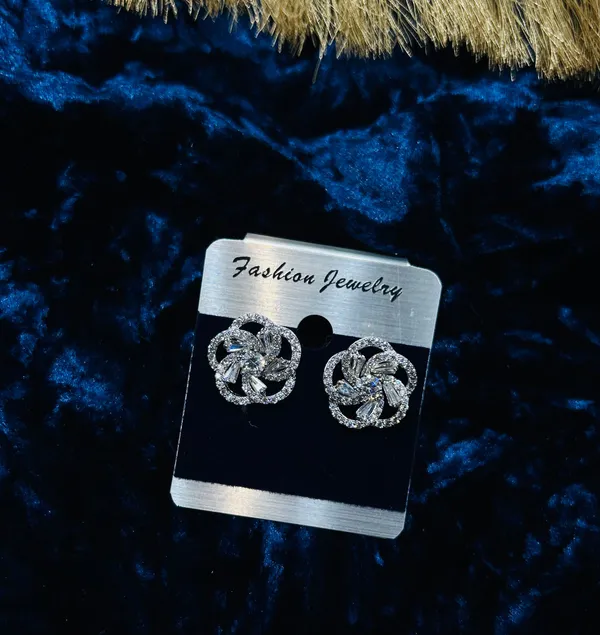 Floral_Sparkle_Earrings