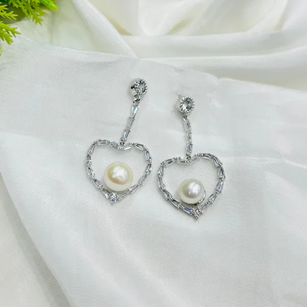 Pearl_Heart_Drop_Earrings
