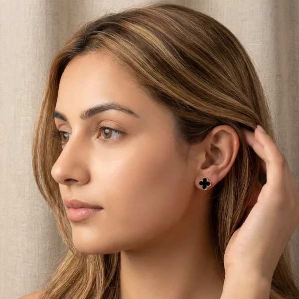 Black_Clover_Stud_Earrings