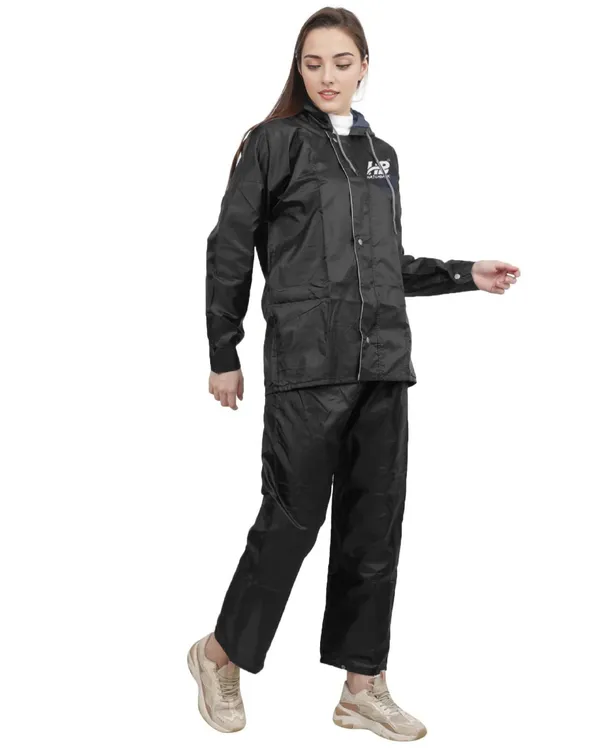 Black_Pvc-Coated_Polyester_Rain_Suit_For_Men_And_Women