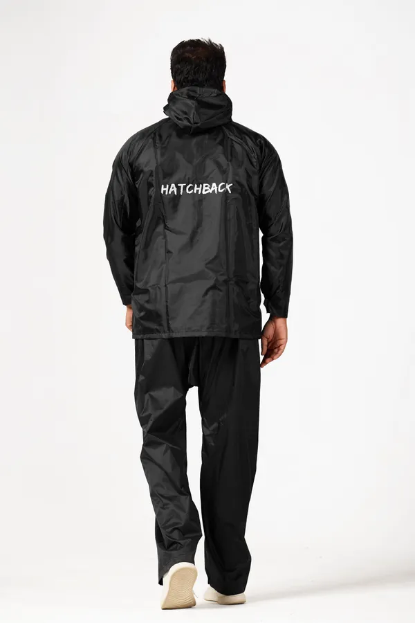 Black_Waterproof_Nylon_Polyester_Unisex_Raincoat_Suit_For_Men_And_Women