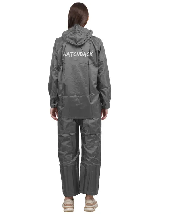 Grey_Nylon_Polyester_Blend_Unisex_Rain_Suit_For_Men_And_Women