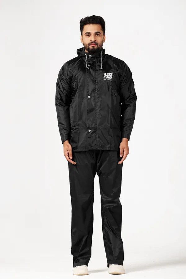 Black_Waterproof_Nylon_Polyester_Unisex_Raincoat_Suit_For_Men_And_Women