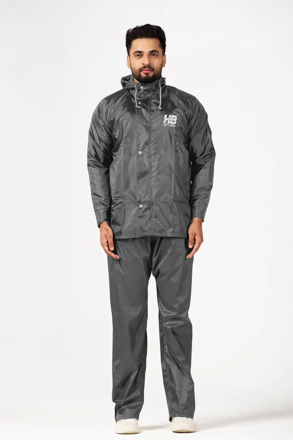 Grey_Polyester_Rain_Suit_Set_For_Men_And_Women