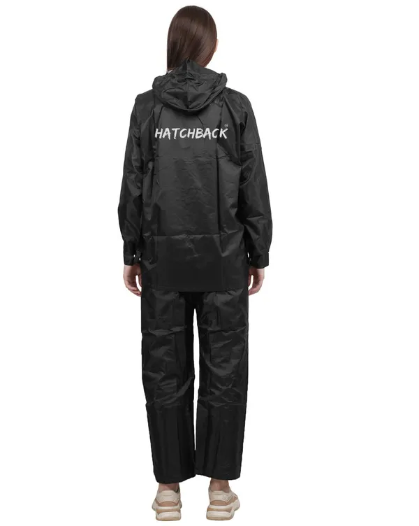 Black_Waterproof_Polyester_Raincoat_Set_For_Men_And_Women