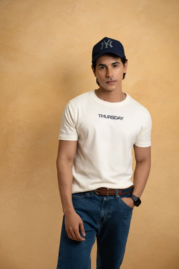 Custom_Slim_Fit_Signature_Roundneck_T_Shirt_Ivory