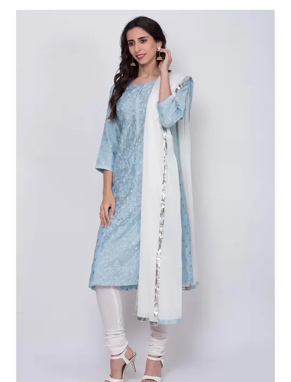 BIBA_Elegant_tonal_threadwork_with_delicate_floral_motifs,_complemented_by_subtle_decorative_detailing_across_the_kurta