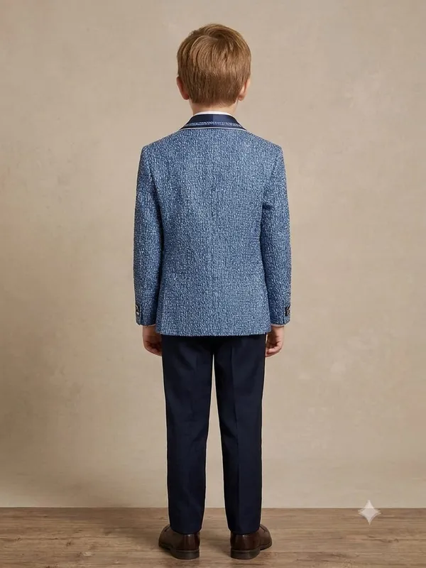 Curved_shawl_collar_made_of_smooth_navy_blue_satin_BLAZER.