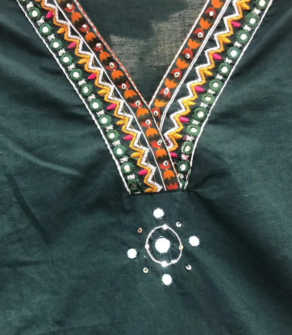 Green_Embroidered_Cotton_Ethnic_Suit_Set_With_Mirror_Work_For_Women