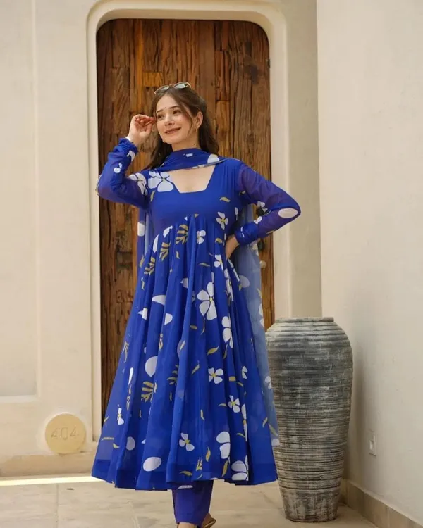 Blue_Floral_Printed_Anarkali_Kurta_Set_For_Women