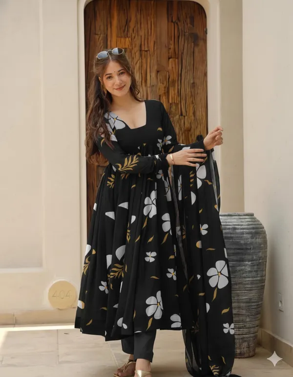 Black_Floral_Print_Anarkali_Kurta_Set_For_Women