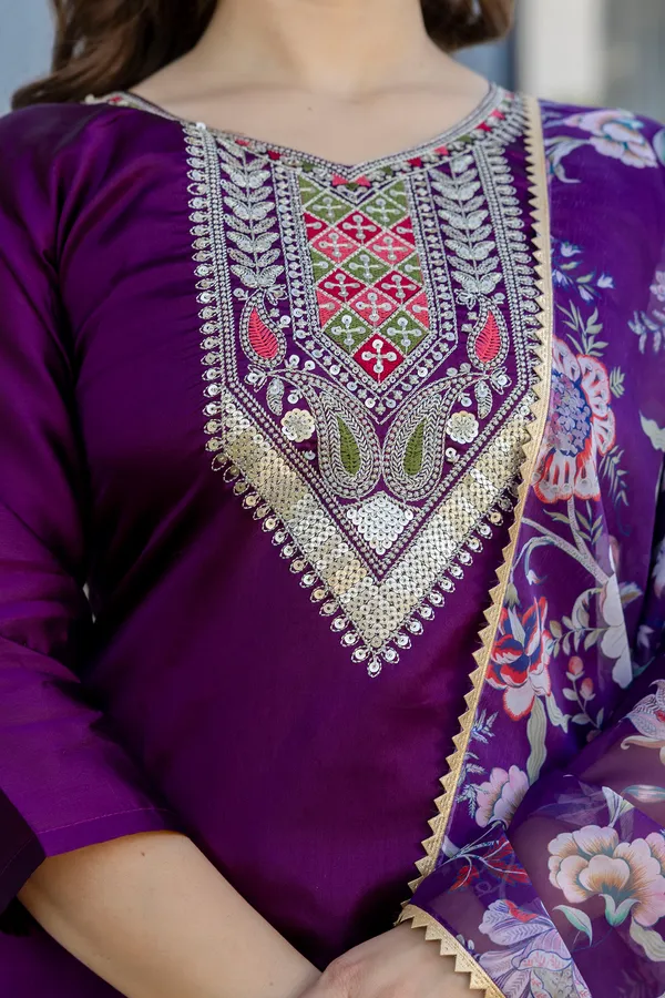 Purple_Embroidered_Kurta_Set_With_Floral_Dupatta_For_Women