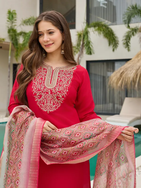 Red_Embroidered_Cotton_Kurta_Set_With_Pink_Dupatta_For_Women