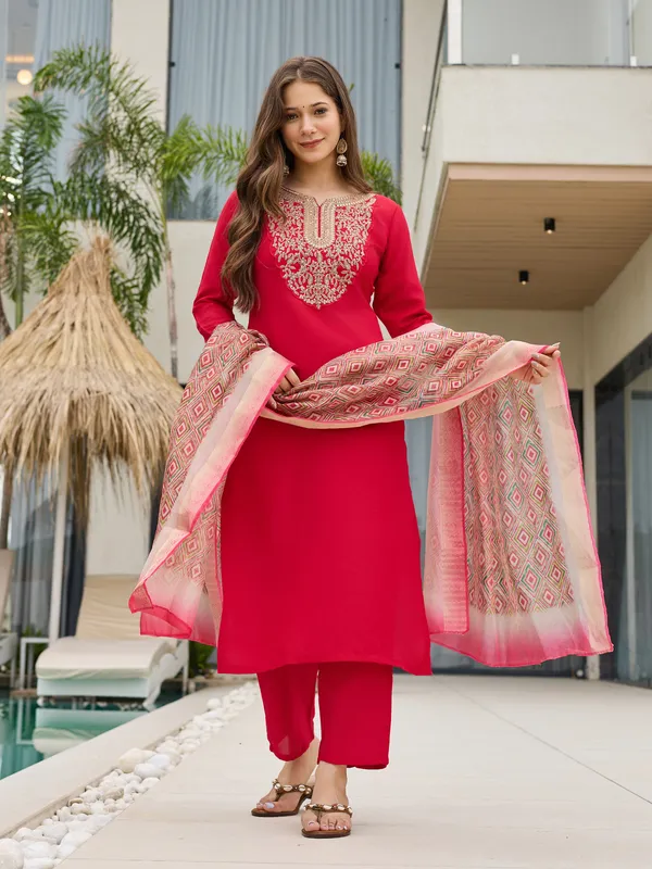 Red_Embroidered_Cotton_Kurta_Set_With_Pink_Dupatta_For_Women