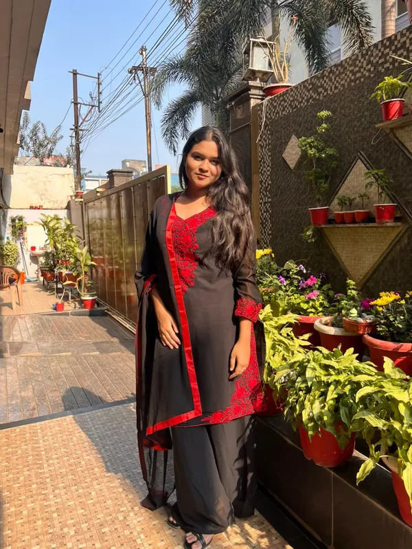Black_Georgette_Embroidered_Kurti_Set_For_Women