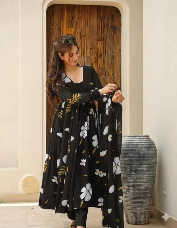 Black_Floral_Print_Anarkali_Kurta_Set_For_Women