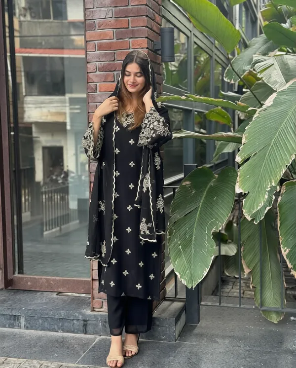 Black_Embroidered_Three_Piece_Suit_Set_For_Women
