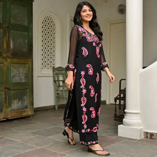 Black_Georgette_Embroidered_Paisley_Kurta_Set_For_Women