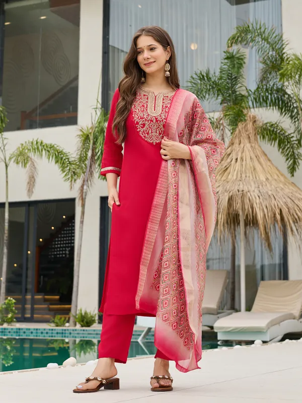 Red_Embroidered_Cotton_Kurta_Set_With_Pink_Dupatta_For_Women