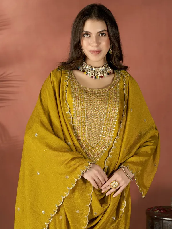Mustard_Yellow_Silk_Embroidered_Kurta_Set_For_Women
