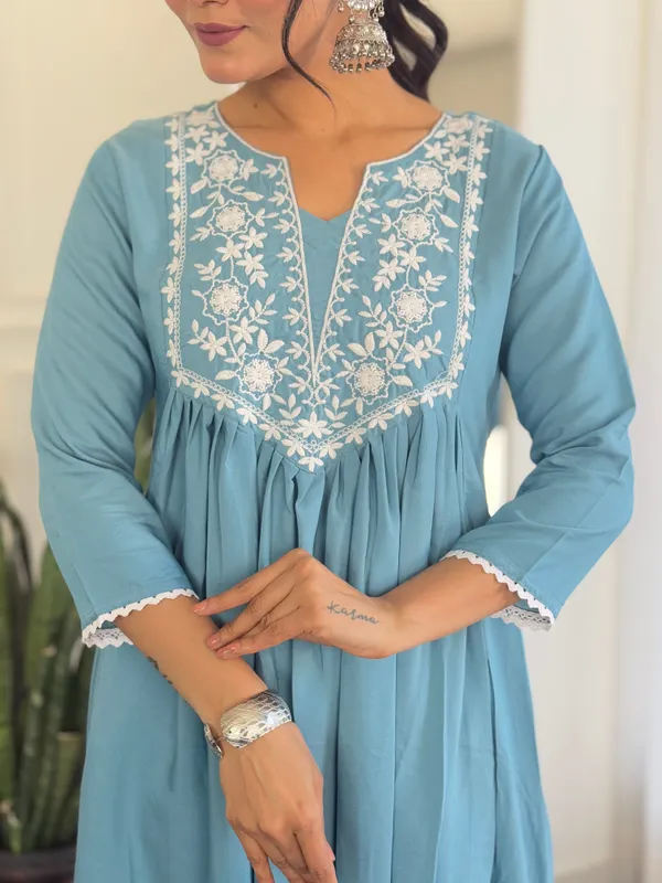 Blue_Georgette_Embroidered_Anarkali_Suit_Set_For_Women