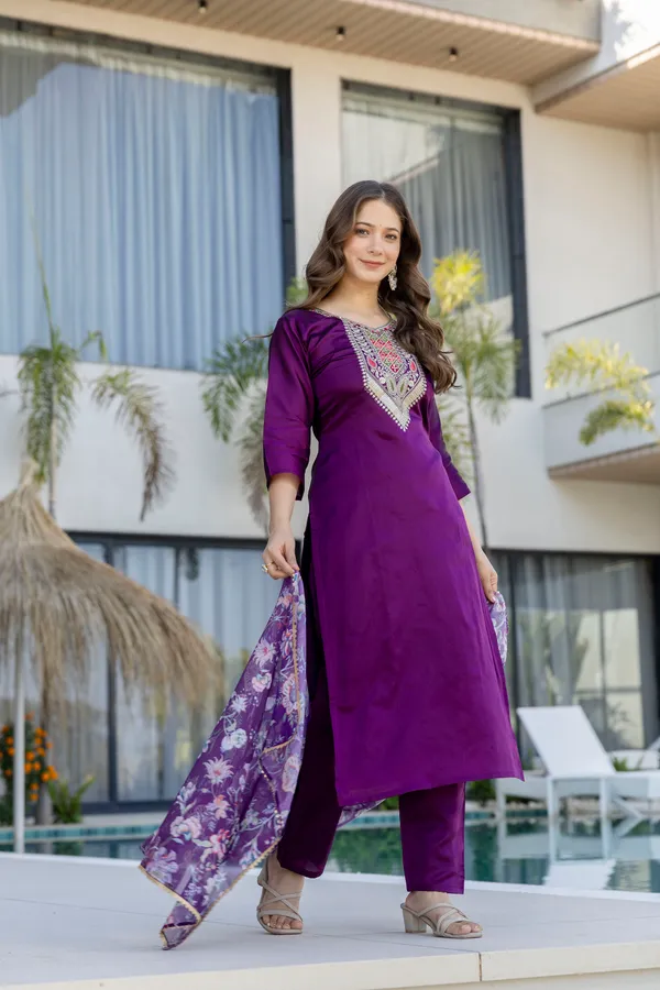 Purple_Embroidered_Kurta_Set_With_Floral_Dupatta_For_Women