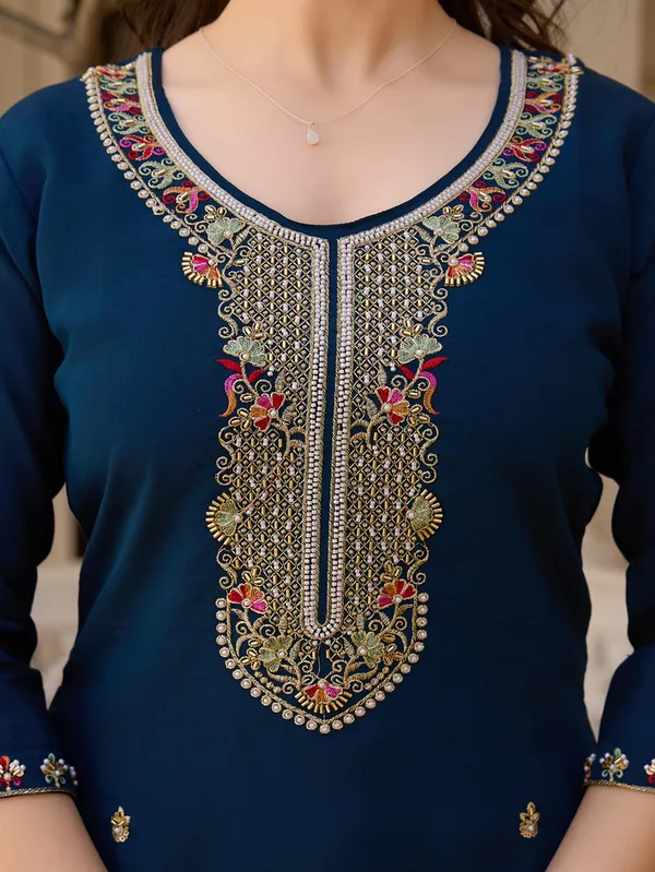 Navy_Blue_Embroidered_Kurta_Set_With_Floral_Dupatta