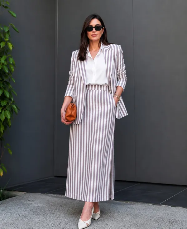 SKIRT_BLEZER_DRESS_STRIPE