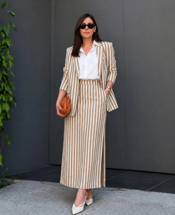 SKIRT_BLEZER_DRESS_STRIPE
