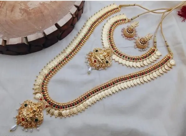 Traditional_Gold_Plated_Coin_Necklace_Set_With_Kundan_Work
