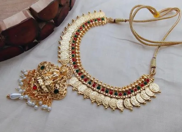Traditional_South_Indian_Coin_Necklace_Set_With_Lakshmi_Pendant