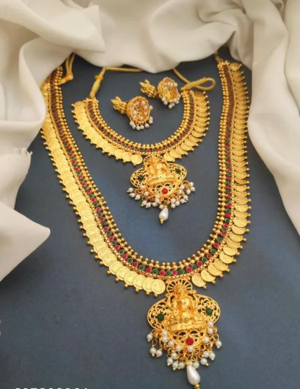 Traditional_South_Indian_Temple_Jewelry_Bridal_Necklace_Set_With_Lakshmi_Pendant