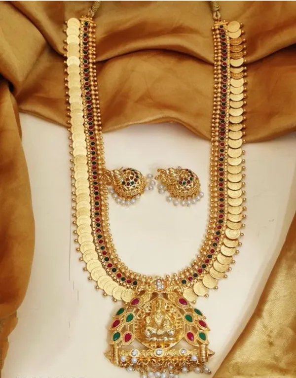 Traditional_South_Indian_Temple_Coin_Necklace_With_Lakshmi_Pendant